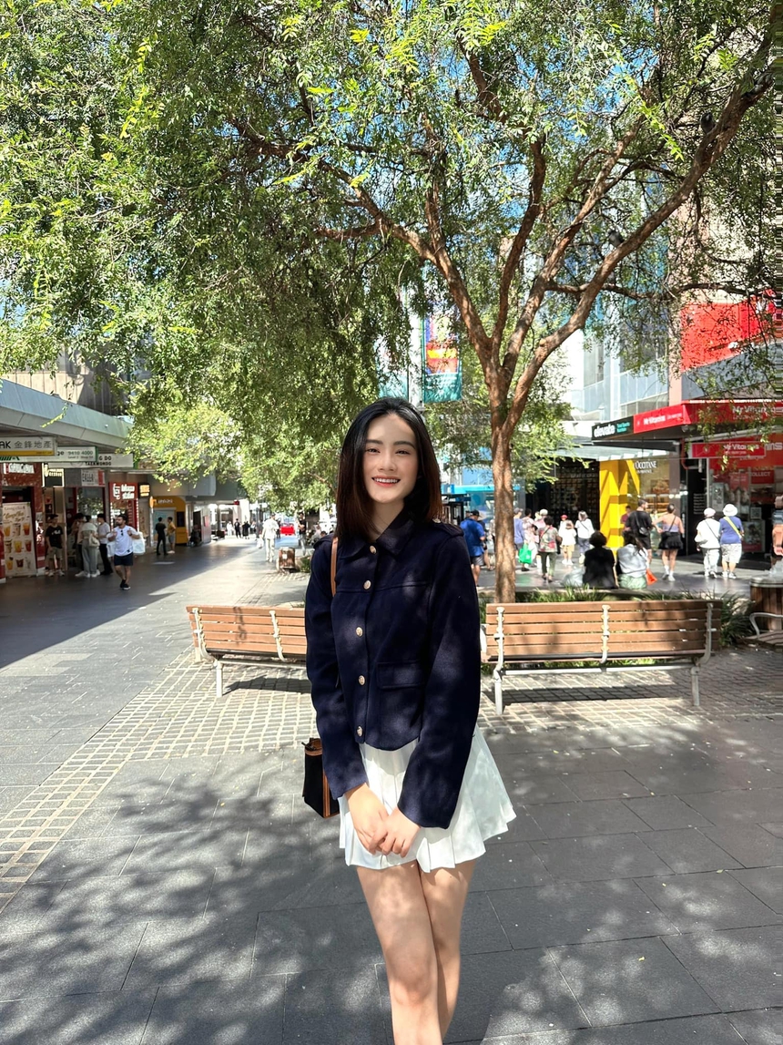 Hoa hậu Ý Nhi tiết lộ cuộc sống chuẩn 'du học sinh' sau khi sang Úc học tập - Ảnh 1. Hoa hậu Ý Nhi tiết lộ cuộc sống chuẩn 'du học sinh' sau khi sang Úc học tập - Ảnh 1.