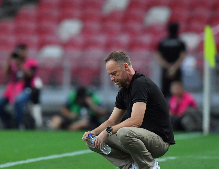 HLV Polking tuyên bố không 'bắt cá hai tay', thừa nhận bị CAHN 'quay xe' sau khi đạt thỏa thuận - Ảnh 2.