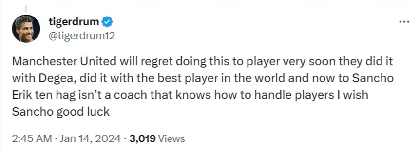 Jadon Sancho góp dấu giày giúp Dortmund thắng đậm, CĐV tiếc nuối, so sánh với Antony của MU - Ảnh 3. Jadon Sancho góp dấu giày giúp Dortmund thắng đậm, CĐV tiếc nuối, so sánh với Antony của MU - Ảnh 3.