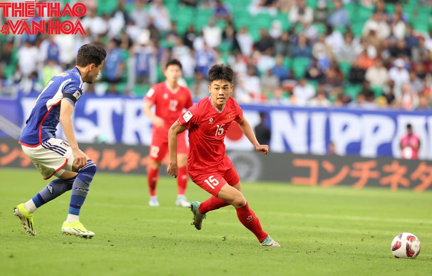 Lập ‘siêu phẩm’ trong lần đầu ghi bàn bằng đầu, Đình Bắc nói đã tập luyện trước - Ảnh 2. Lập ‘siêu phẩm’ trong lần đầu ghi bàn bằng đầu, Đình Bắc nói đã tập luyện trước - Ảnh 2.