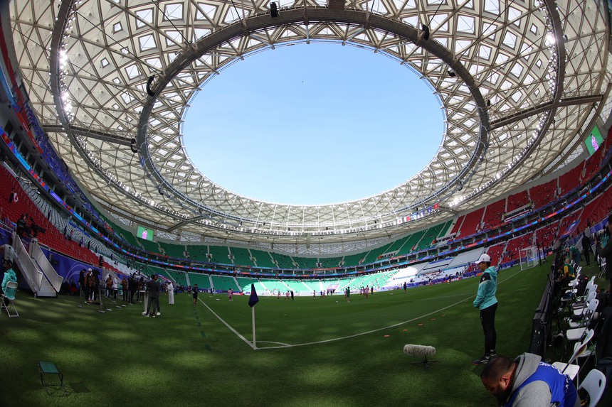 VTV5 VTV6 trực tiếp bóng đá Việt Nam vs Nhật Bản (0-0): Quang Hải không đá chính (H1) - Ảnh 15. VTV5 VTV6 trực tiếp bóng đá Việt Nam vs Nhật Bản (0-0): Quang Hải không đá chính (H1) - Ảnh 15.