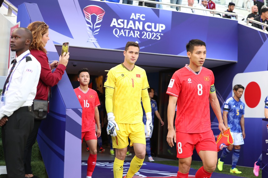 VTV5 VTV6 trực tiếp bóng đá Việt Nam vs Nhật Bản hôm nay (0-1): Bàn thua đã tới (H1) - Ảnh 4. VTV5 VTV6 trực tiếp bóng đá Việt Nam vs Nhật Bản hôm nay (0-1): Bàn thua đã tới (H1) - Ảnh 4.