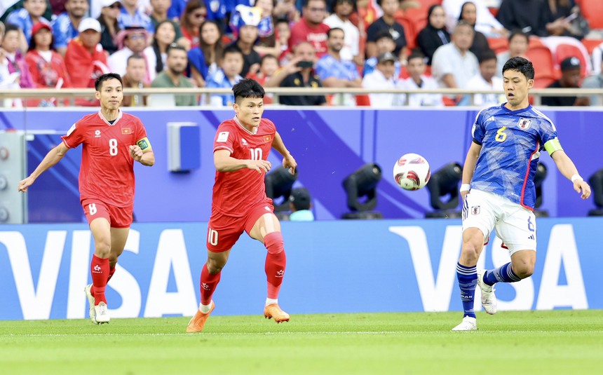 VTV5 VTV6 trực tiếp bóng đá Việt Nam vs Nhật Bản hôm nay (1-1): Bàn gỡ hòa vỡ òa (H1) - Ảnh 5. VTV5 VTV6 trực tiếp bóng đá Việt Nam vs Nhật Bản hôm nay (1-1): Bàn gỡ hòa vỡ òa (H1) - Ảnh 5.