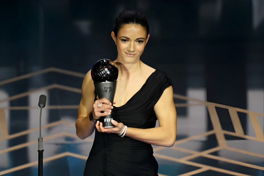 Messi đánh bại Mbappe và Haaland để giành giải thưởng FIFA The Best - Ảnh 3. Messi đánh bại Mbappe và Haaland để giành giải thưởng FIFA The Best - Ảnh 3.