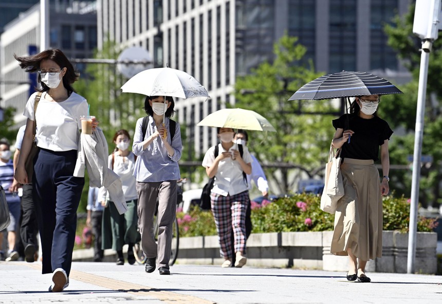 Khí hậu năm 2024 dự kiến sẽ tồi tệ hơn năm 2023 - Ảnh 1.