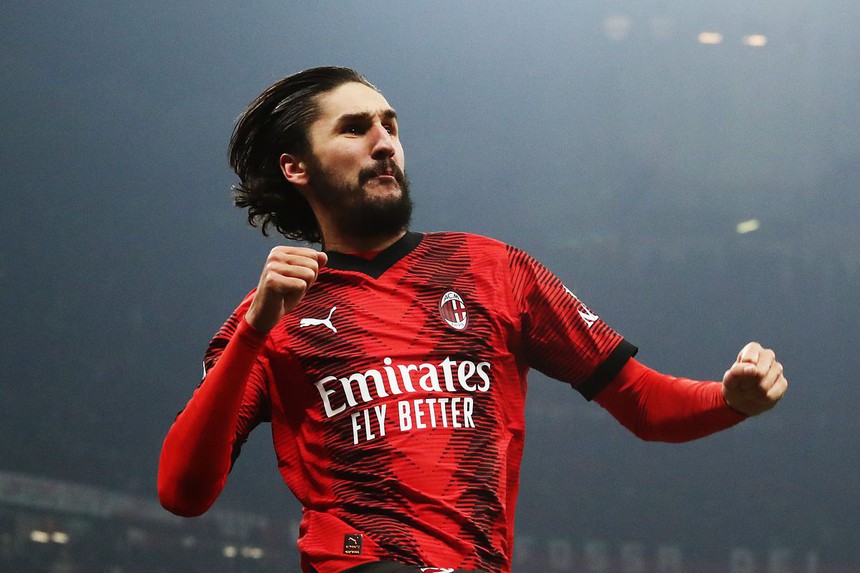 Yacine Adli: Người Pháp cuối cùng ra ánh sáng - Ảnh 1.