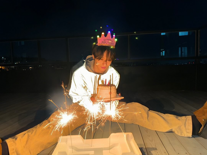 Sau V BTS, Jennie Blackpink bỗng vướng tin hẹn hò với đàn em kém tiếng - Ảnh 7.