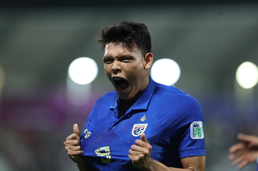 Cộng đồng mạng chúc mừng chiến thắng của ĐT Thái Lan, gọi tên nhà vua Đông Nam Á - Ảnh 2.