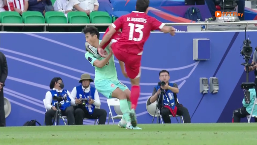 VTV5 trực tiếp bóng đá Lebanon vs Trung Quốc (0-0): VAR lại gây tranh cãi (Hiệp 1) - Ảnh 4.