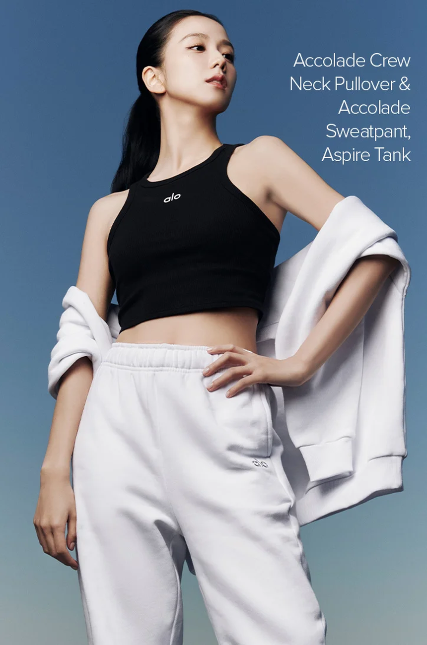 Jisoo Blackpink mở đầu năm 2024 với màn hợp tác đầy mới mẻ - Ảnh 1.