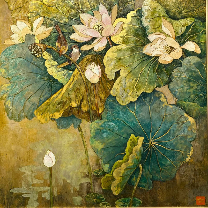 Vẻ đẹp vượt thời gian và không gian của sen trong tranh Đỗ Đức Khải - Ảnh 3. Vẻ đẹp vượt thời gian và không gian của sen trong tranh Đỗ Đức Khải - Ảnh 3.