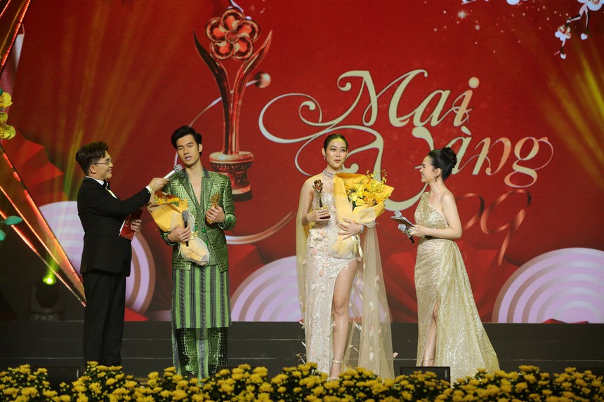 Vinh danh các nghệ sỹ đoạt Giải thưởng Mai Vàng năm 2023 - Ảnh 5. Vinh danh các nghệ sỹ đoạt Giải thưởng Mai Vàng năm 2023 - Ảnh 5.
