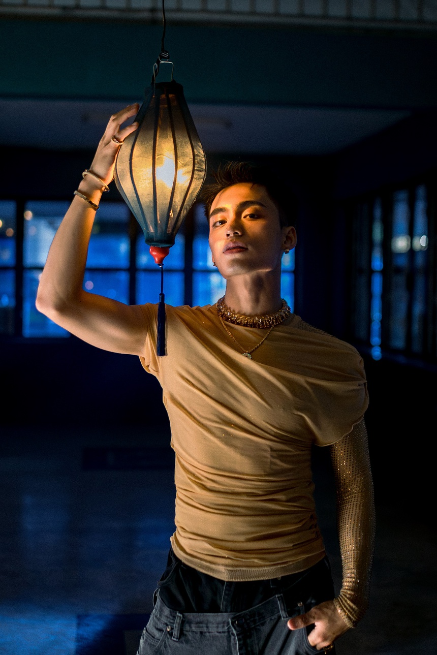 Khi Mono 'khéo nịnh' phụ nữ - Ảnh 6.