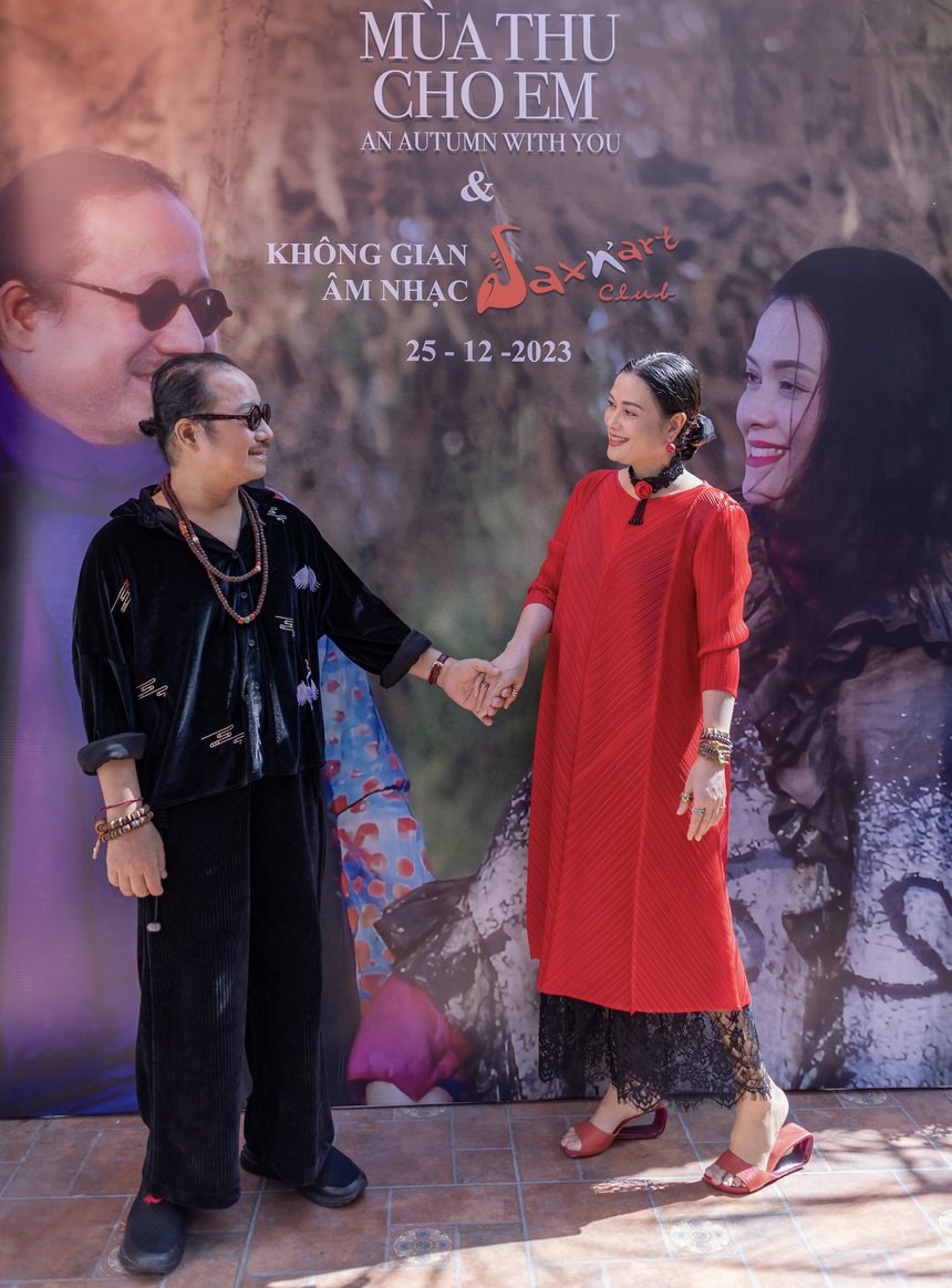 Trần Mạnh Tuấn trở lại với saxophone và Saxn'art Club - Ảnh 1. Trần Mạnh Tuấn trở lại với saxophone và Saxn'art Club - Ảnh 1.