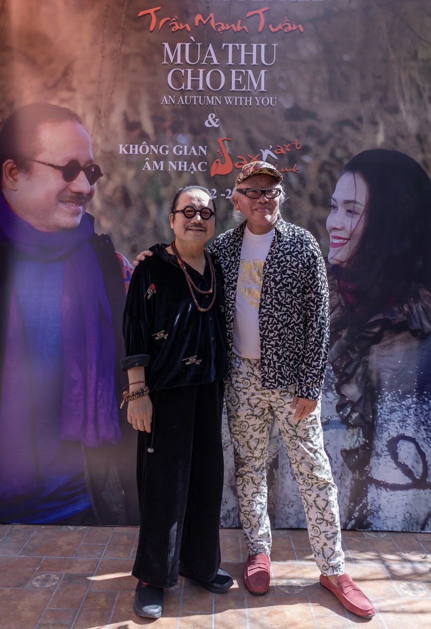 Trần Mạnh Tuấn trở lại với saxophone và Saxn'art Club - Ảnh 3. Trần Mạnh Tuấn trở lại với saxophone và Saxn'art Club - Ảnh 3.