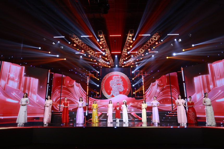 Hoa hậu Mai Phương song ca cực ngọt với ca sĩ Phi Hùng trong "Giai điệu ngày xuân" - Ảnh 6.