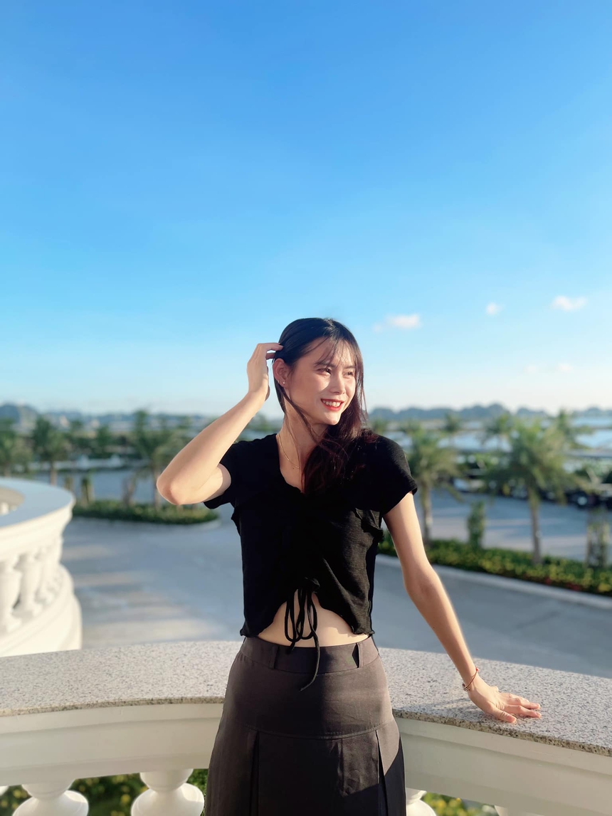 Vóc dáng quyến rũ như hot girl của phụ công Phạm Thị Lệ Thảo Vóc dáng quyến rũ như hot girl của phụ công Phạm Thị Lệ Thảo