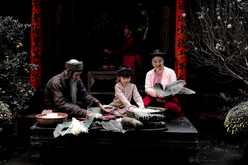 Chùm ảnh: Về Làng cổ Đường Lâm 'ăn Tết xưa' - Ảnh 1.