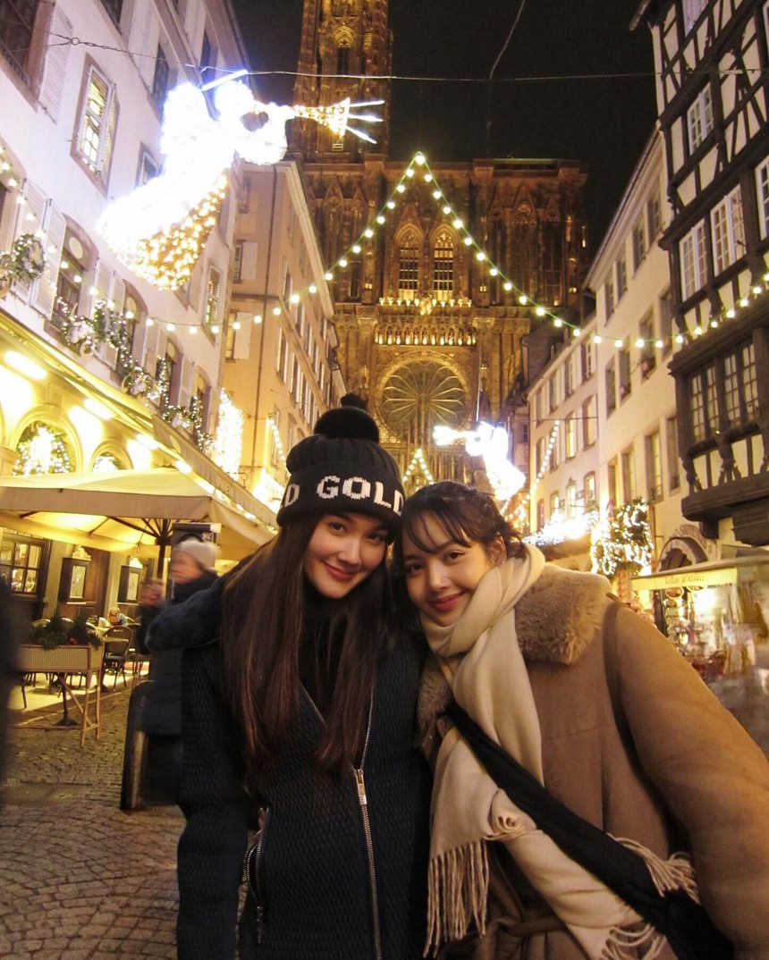 Lisa Blackpink thích thú khi đến Việt Nam, chưa từng có cuộc sống tuổi teen - Ảnh 2.