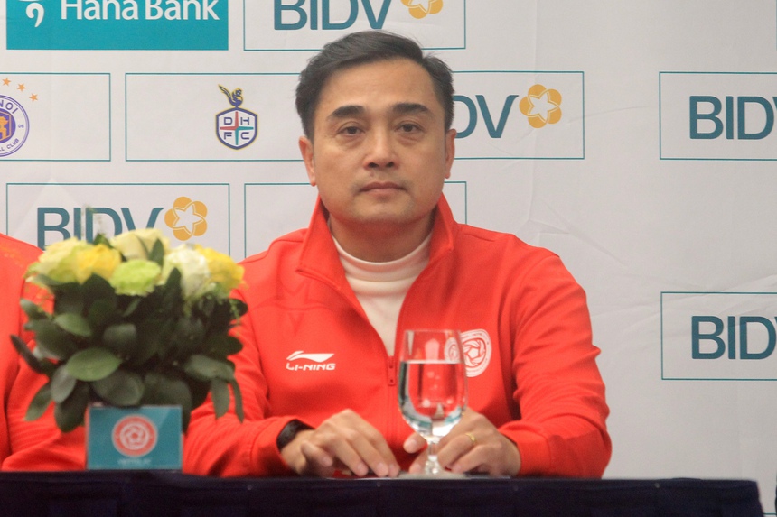 HLV Đức Thắng tiết lộ tình hình chấn thương của Hoàng Đức - Ảnh 2.