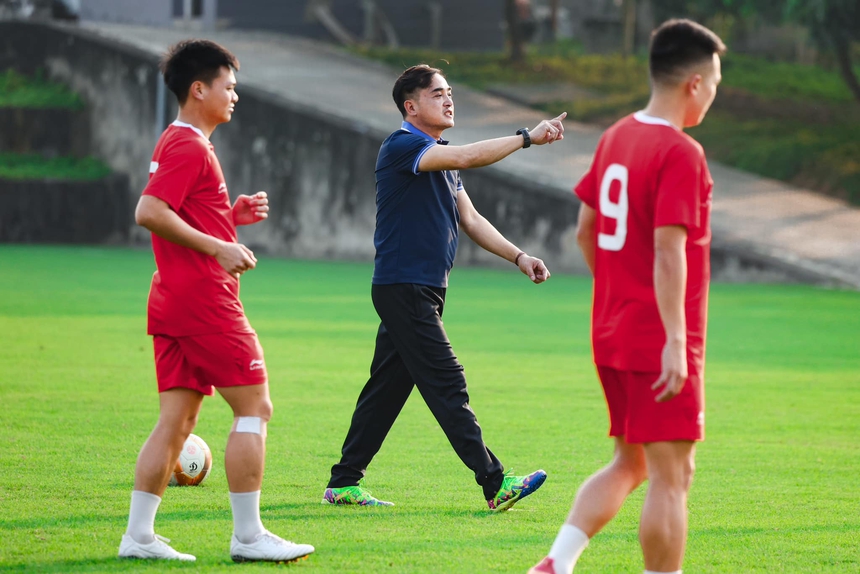 HLV Đức Thắng tiết lộ tình hình chấn thương của Hoàng Đức - Ảnh 3.
