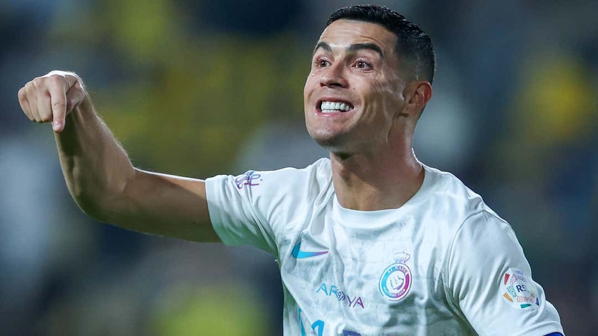 Ronaldo gây tranh cãi khi nói giải thưởng QBV và The Best mất uy tín - Ảnh 2.