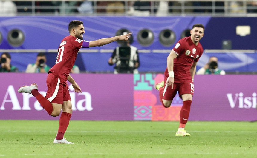 VTV5 VTV6 trực tiếp bóng đá Trung Quốc vs Qatar (0-1): Hassan Al-Haidos lập siêu phẩm - Ảnh 5. VTV5 VTV6 trực tiếp bóng đá Trung Quốc vs Qatar (0-1): Hassan Al-Haidos lập siêu phẩm - Ảnh 5.