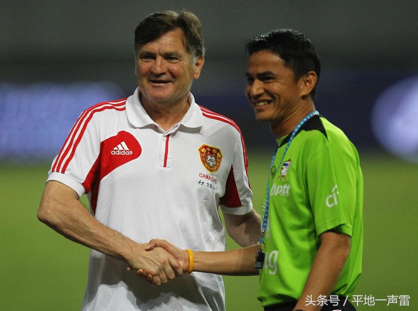 HLV Kiatisuk 10 ngày cầm quân đã thắng ĐT Trung Quốc 5-1, tạo lịch sử ở giải châu Á với thành tích vô tiền khoáng hậu - Ảnh 4.