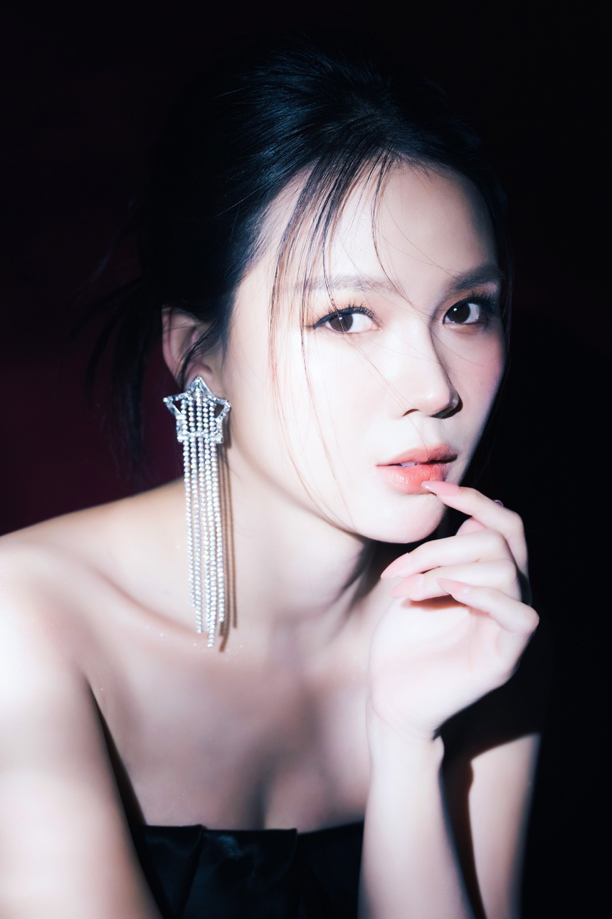 Cận nhan sắc của Sam trước ngày sinh nở - Ảnh 3.