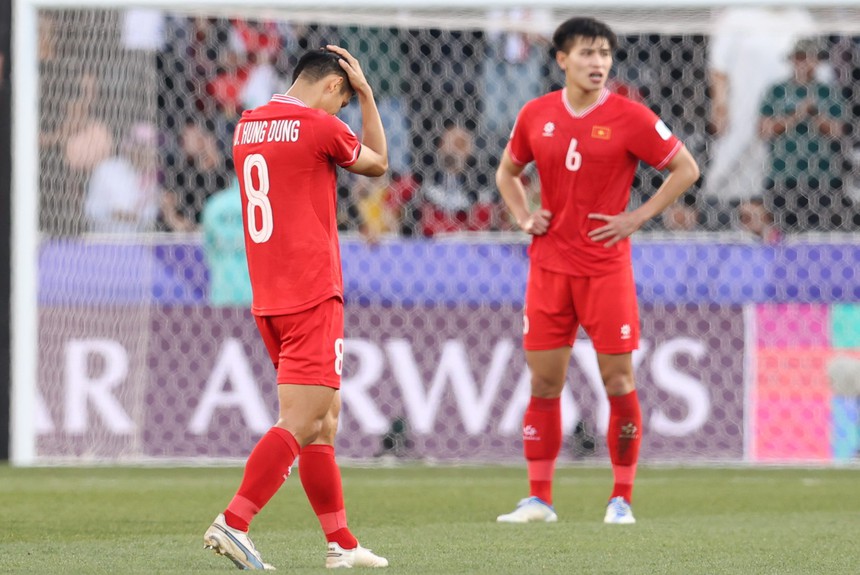 Người quan sát: Bao giờ cho đến tháng Ba... - Ảnh 1. Người quan sát: Bao giờ cho đến tháng Ba... - Ảnh 1.