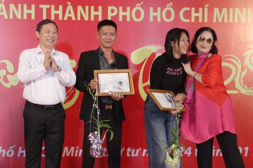 Vinh danh các tác phẩm điện ảnh, truyền hình xuất sắc của Thành phố Hồ Chí Minh - Ảnh 1.