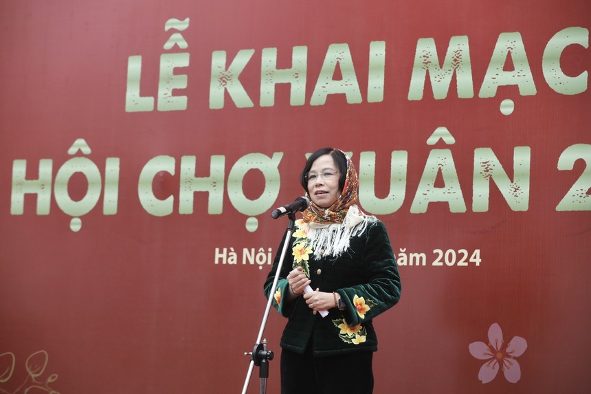 Hội chợ Xuân 2024 gắn kết nghĩa tình thanh niên TTXVN - Ảnh 1. Hội chợ Xuân 2024 gắn kết nghĩa tình thanh niên TTXVN - Ảnh 1.