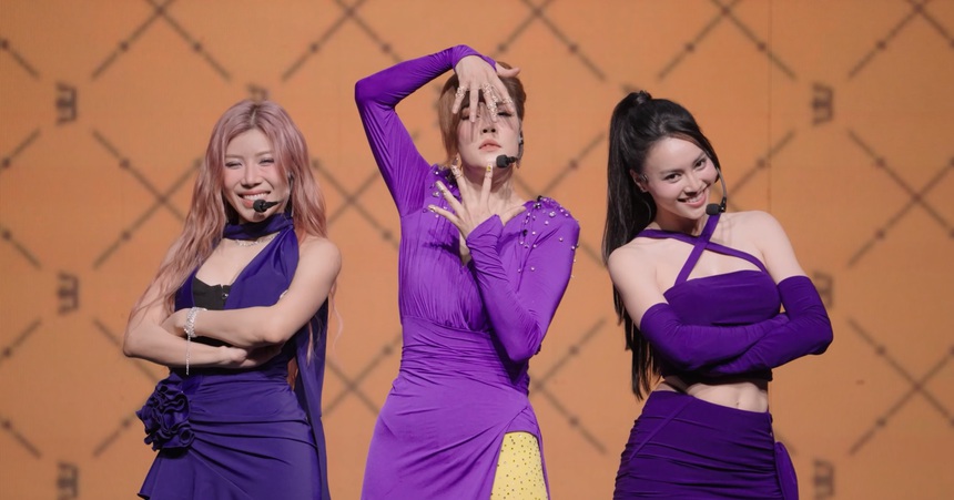 ‘Chị đẹp đạp gió rẽ sóng’ tập 14: Đối đầu căng thẳng, team Trang Pháp chiếm ưu thế - Ảnh 4. ‘Chị đẹp đạp gió rẽ sóng’ tập 14: Đối đầu căng thẳng, team Trang Pháp chiếm ưu thế - Ảnh 4.