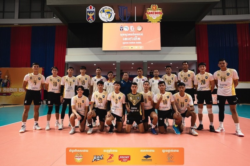 Tin nóng thể thao sáng 27/1: Tiền đạo Việt kiều tỏa sáng ở châu Âu, hé lộ thông tin bất ngờ về HLV Troussier và Hoàng Đức - Ảnh 5. Tin nóng thể thao sáng 27/1: Tiền đạo Việt kiều tỏa sáng ở châu Âu, hé lộ thông tin bất ngờ về HLV Troussier và Hoàng Đức - Ảnh 5.