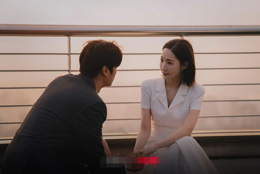 ‘Cô đi mà lấy chồng tôi’ đang cố tình dựa hơi BTS? - Ảnh 5. ‘Cô đi mà lấy chồng tôi’ đang cố tình dựa hơi BTS? - Ảnh 5.