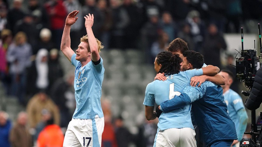 De Bruyne và Pep: Chuyện về những bộ óc thiên tài tại Man City - Ảnh 2.