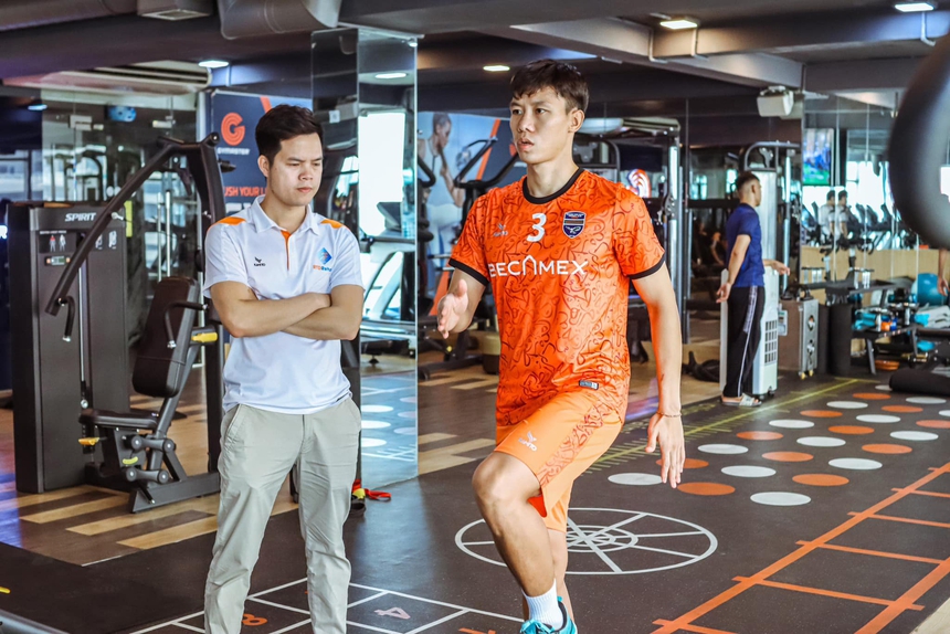 HLV Troussier và bài toán không Ngọc Hải, Tiến Linh - Ảnh 2.