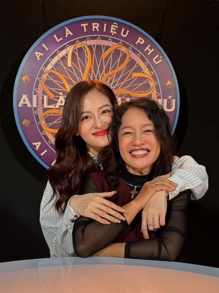 Thùy Anh đi thi 'Ai là triệu phú': Tiếc nuối vì chọn sai câu then chốt - Ảnh 4.