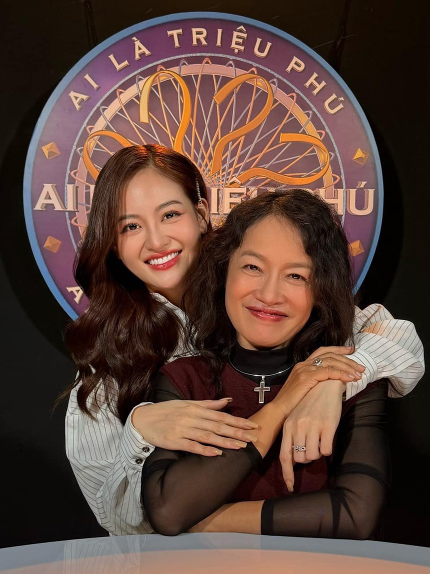 Thùy Anh đi thi 'Ai là triệu phú': Tiếc nuối vì chọn sai câu then chốt - Ảnh 3.