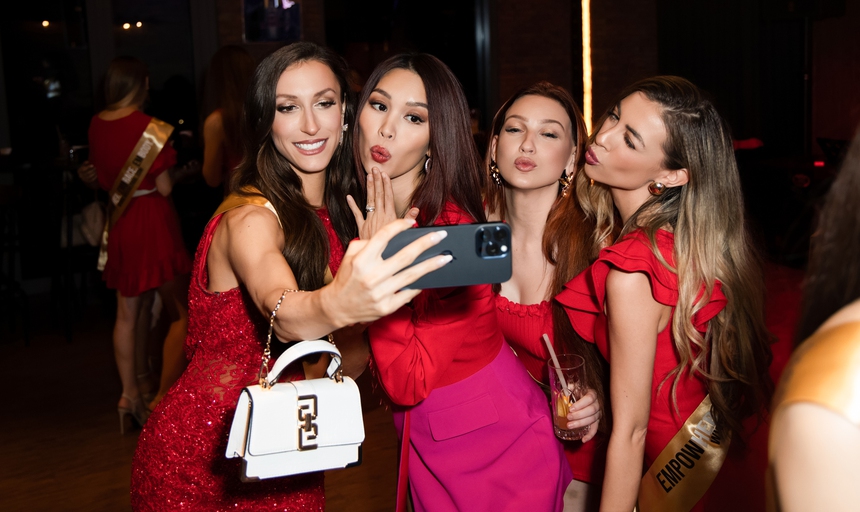 Siêu mẫu Hà Anh đón tiếp dàn thí sinh Miss Global 2023 đến Việt Nam - Ảnh 2.