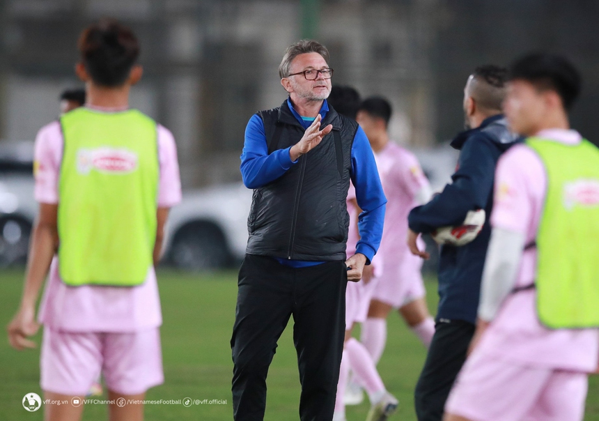 Tin nóng bóng đá Việt 31/1: CLB CAHN báo 'tin mừng' cho ĐT Việt Nam, Việt Nam tham dự thêm giải châu Á - Ảnh 4. Tin nóng bóng đá Việt 31/1: CLB CAHN báo 'tin mừng' cho ĐT Việt Nam, Việt Nam tham dự thêm giải châu Á - Ảnh 4.