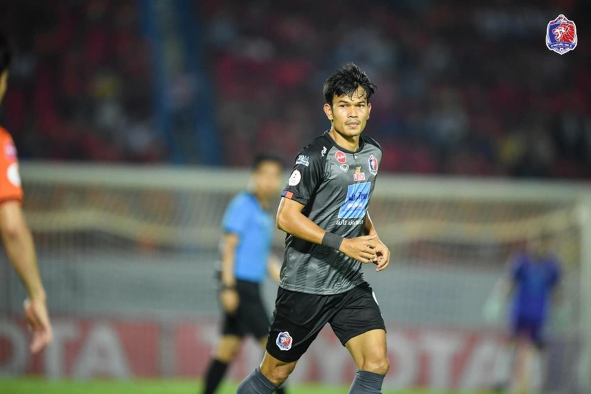 Tin nóng bóng đá Việt 5/1: Filip Nguyễn học tiếng Việt từ bạn cùng phòng, HLV Polking chưa tới CLB CAHN - Ảnh 6.