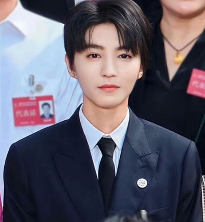 (Bài đăng thứ 7) Tiêu Chiến, Vương Nhất Bác và loạt nam diễn viên trẻ hàng đầu Trung Quốc năm 2023 - Ảnh 6.