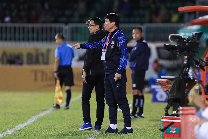 Nếu HAGL chia tay Kiatisuk... - Ảnh 1.