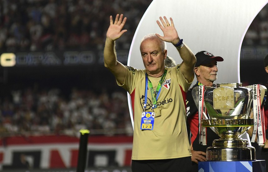 ĐT Brazil bổ nhiệm HLV mới, chấm dứt giấc mơ Ancelotti - Ảnh 2.