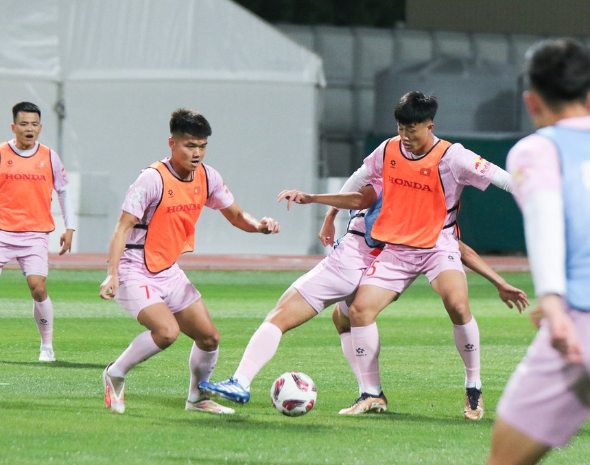 Khi ông Troussier nhìn thẳng sự thật - Ảnh 1.