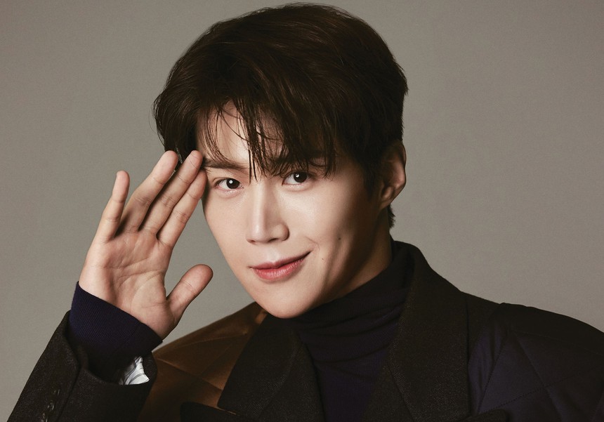 Nam thần ‘Điệu Cha-cha làng biển’ Kim Seon Ho tổ chức fanmeeting tại Việt Nam - Ảnh 5.