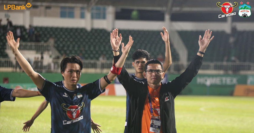 Hàng loạt công thần rời HAGL theo HLV Kiatisak: Tuấn Anh, Minh Vương gây sốc cho fan phố Núi? - Ảnh 3.