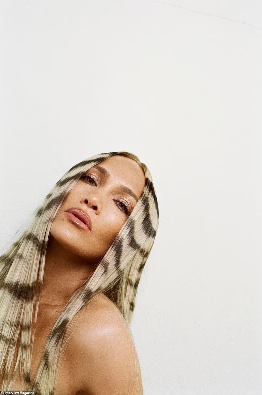 Jennifer Lopez phá vỡ sự im lặng về cuộc chia tay với Ben Affleck - Ảnh 9.