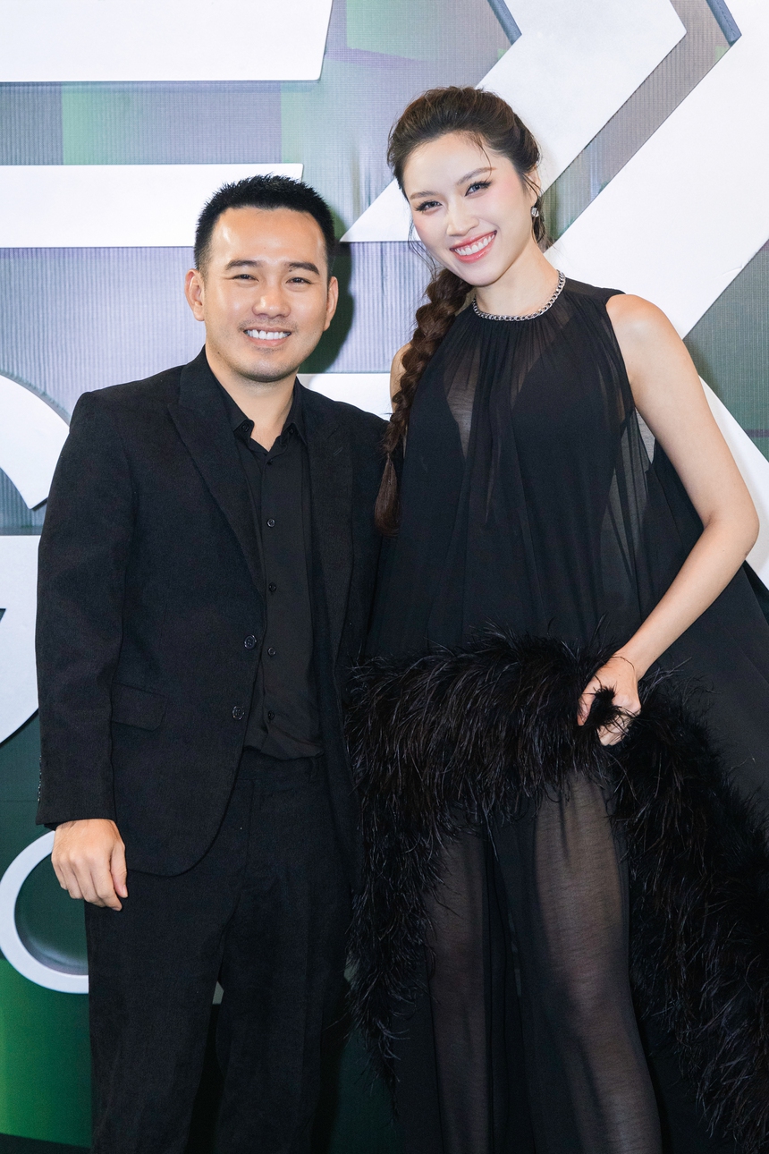 Dàn mỹ nhân đọ sắc thảm đỏ Vietnam Next-Gen Fashion - Ảnh 7.